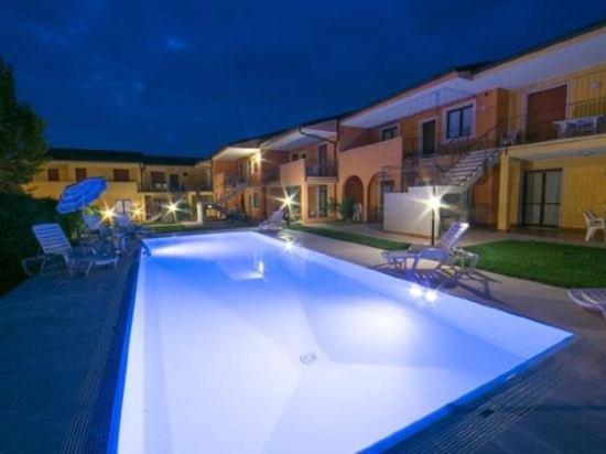 Vida Loca Apartments La Meridiana Пескьера-дель-Гарда Экстерьер фото